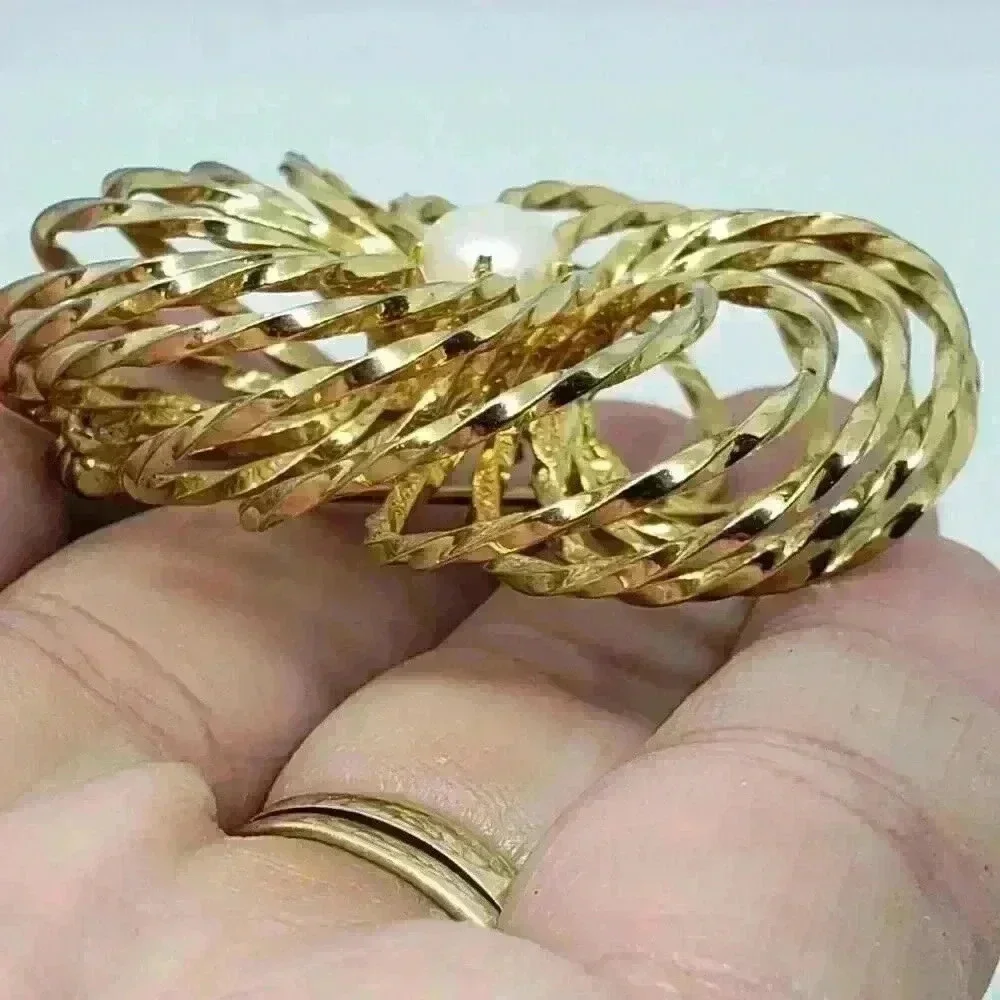 Vintage Brooch Twisted Round Puffy Caged Faux Pearl MCM 10k Gold Plated